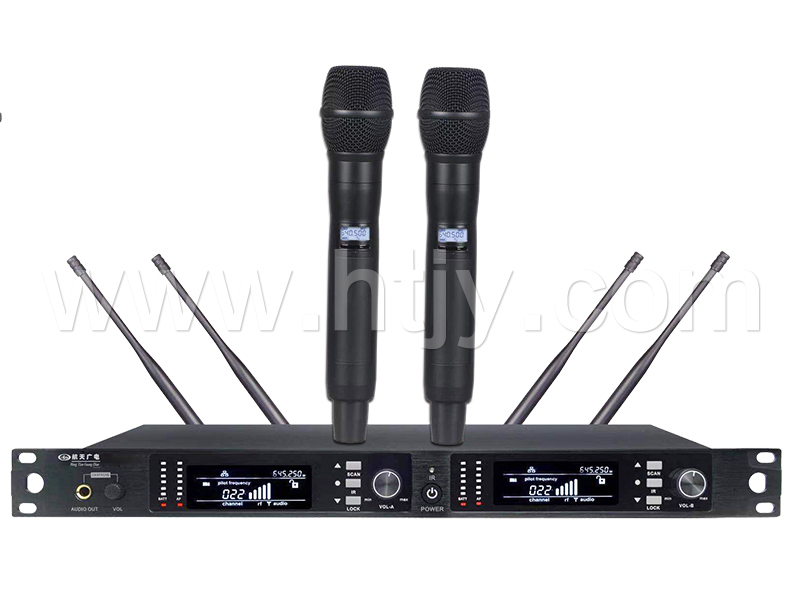 真分集一拖二麦克风（带监听功效） HT-RY105